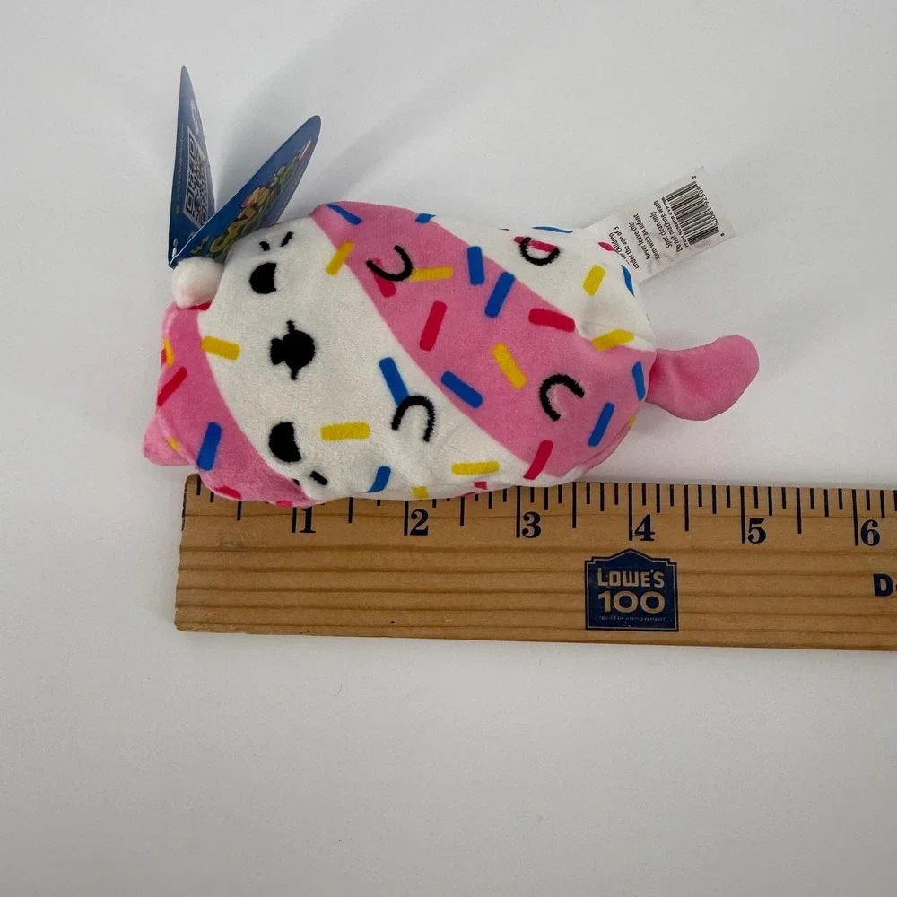 Cats Vs Pickles Pawberry Twist 168 Pink White Sprinkle Cat Plush Bean Bag Toy